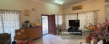 Big corner double storey terrace house 1