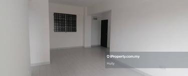 Sri Impian Apartment Larkin 3rooms only Rm2xx k! Roi 6% 1