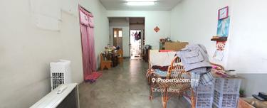 Well Kept & Freehold  1