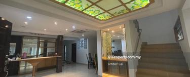 Sri Petaling Double storey Landerd house  For Sale !  1