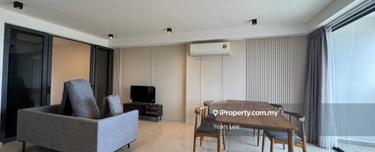 Beautiful Duplex unit with direct covered Walkway to MRT station 1