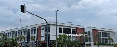 Three storey shoplot with rented at versis medini 1