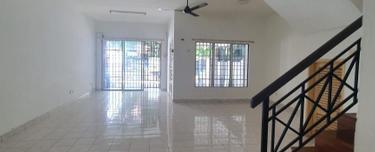 Bandar Puteri Puchong 2 storey 22x75 with ample parking space for Sale 1