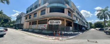 Shah Alam Seksyen 27 Corner 3storey Shop lot 1