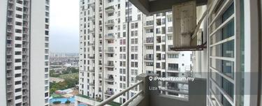 Good condition, high floor corner unit 1