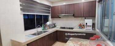 Fully Reno  Kitchen Extended  1