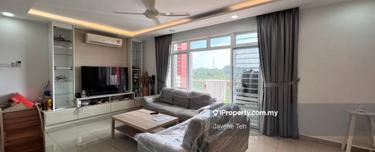 Facing greenery view, good condition unit  1