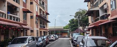For Sale freehold pangsapuri puteri kesidang, 3bedroom 2bathroom 1