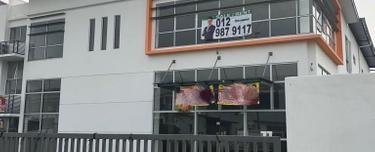 Nice condition factory , ready to use , big warehouse  1