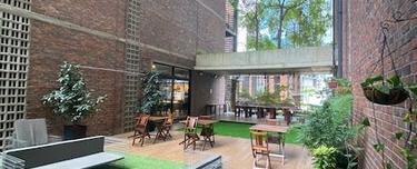 Office with Roof-Top Garden For Rent 1
