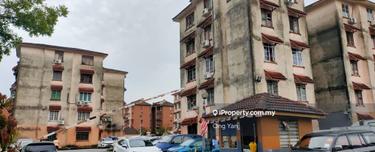 Below market very cheap apartment in Puchong 1