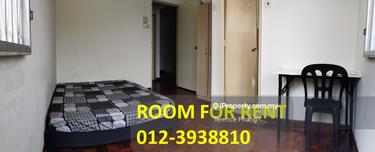 Room for Rent @ PJ SS2 Link House walk TownCentre , Petaling Jaya 1