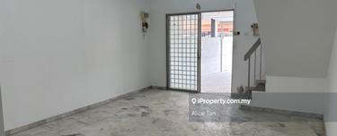 Tmn Sri Gombak Batu Cave Selangor 2sty 14x78 3r2b landed hse for sale 1