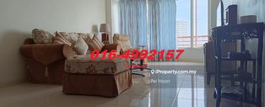 Low floor. Gurney Drive seaview. 1