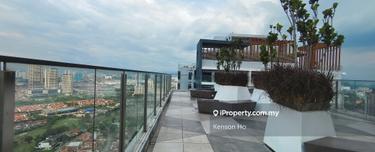 Corner Unit Facing Park View come with  3 Car Parks 1