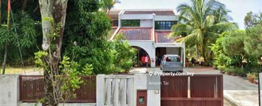 Spacious and well maintain 2 Storey Semi-D at Sungai Ara 1