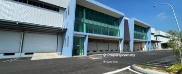 Cheap! Factory spec, 3000 amp power high ceiling near port 1