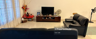 Aquina at Alam Impian 2storey for sale Below market value  1