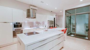 Bungalow in mont kiara the residence for Sale 1