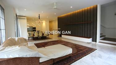 Semi-D house for Sale 1