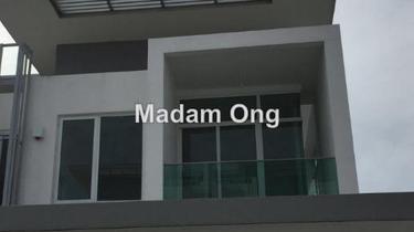 Semi-D house for Sale 1
