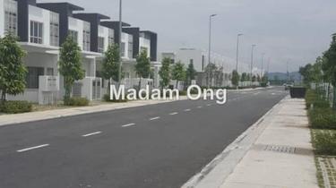Terrace house for Sale 1