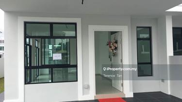Terrace house for Sale 1