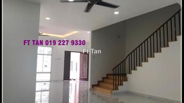 Bukit Raja 24ft wide terrace house for Sale 1