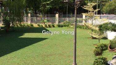 Semi-D house for Sale 1