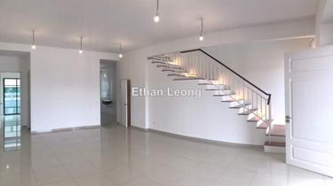 Terrace house for Sale 1