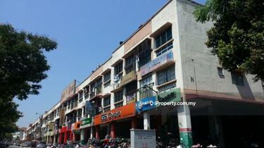 Vista Saujana Shop, Damansara damai For Sale 1