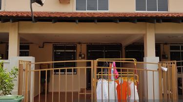 Seri setali double storey medium Cost  house for Rent. Nice condition. 1