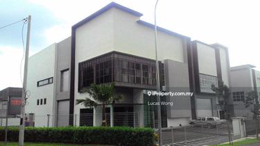 A Nice 2 Storey Semi-D Factory For Sale 1