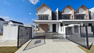 Corner House Cheapest in Serenia Below Snp Price Freehold Open 1
