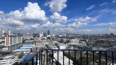 Modern and Stylish Condo with All the Amenities You Need 1