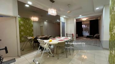 Fully Renovated , Kept Well Condition , Freehold  1