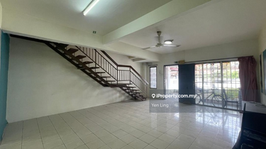 Double storey house in Taman Puncak Jalil for sales 1