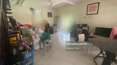 Freehold 2sty Endlot  1