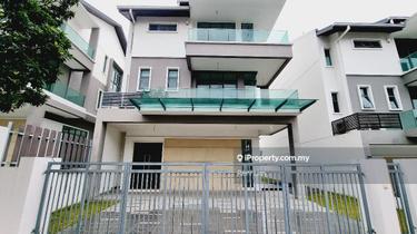 3 Storey Bungalow, Brand New Developer Unit, Good Deal, With Lift 1
