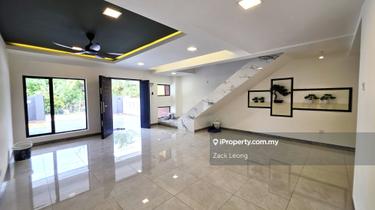 Facing Open / Newly renovated 2 storey bandar mahkota cheras 20x65 1
