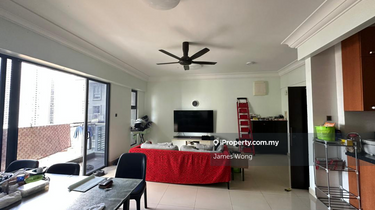 V Summer Place Condominium For Sale 1.08mil 1