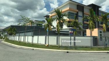 3 Storey Semi-D factory for Rent (Puchong Perdana Industrial Park) 1