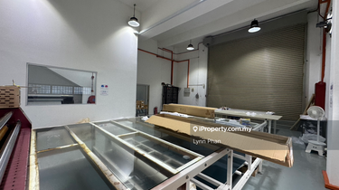Taman Mount Austin 3 Storey Factory 1