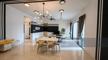 Private lift lobby condo for sale 1
