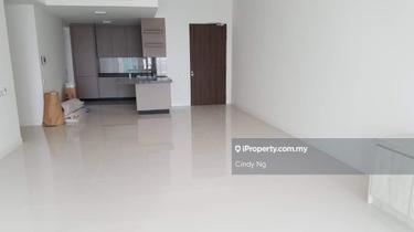 Great location, nice layout for family, quiet/good view, mid floor 1