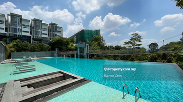 Rare layout with extended garden in Mansions, Desa Parkcity  1
