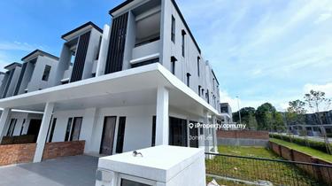 Big Corner House for Sale Bromelia Bukit Puchong Freehold 40x60 1