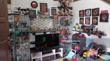 Double storey terrace link house for sale in Usj 12, Subang Jaya. 1