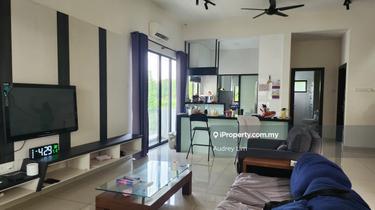 Semi-D house for Sale 1