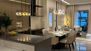 Luxury lifestyle Pavilion Square 1